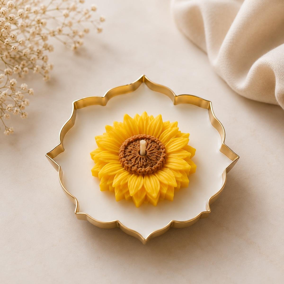 5.5 Inch Urli Sunflower Soy Wax Candle