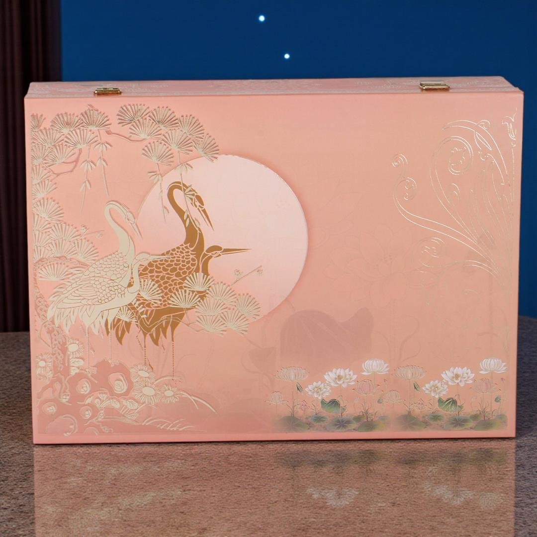 Elite Gifting Set – Personalized MDF Dry Fruit Box (6 Jars)