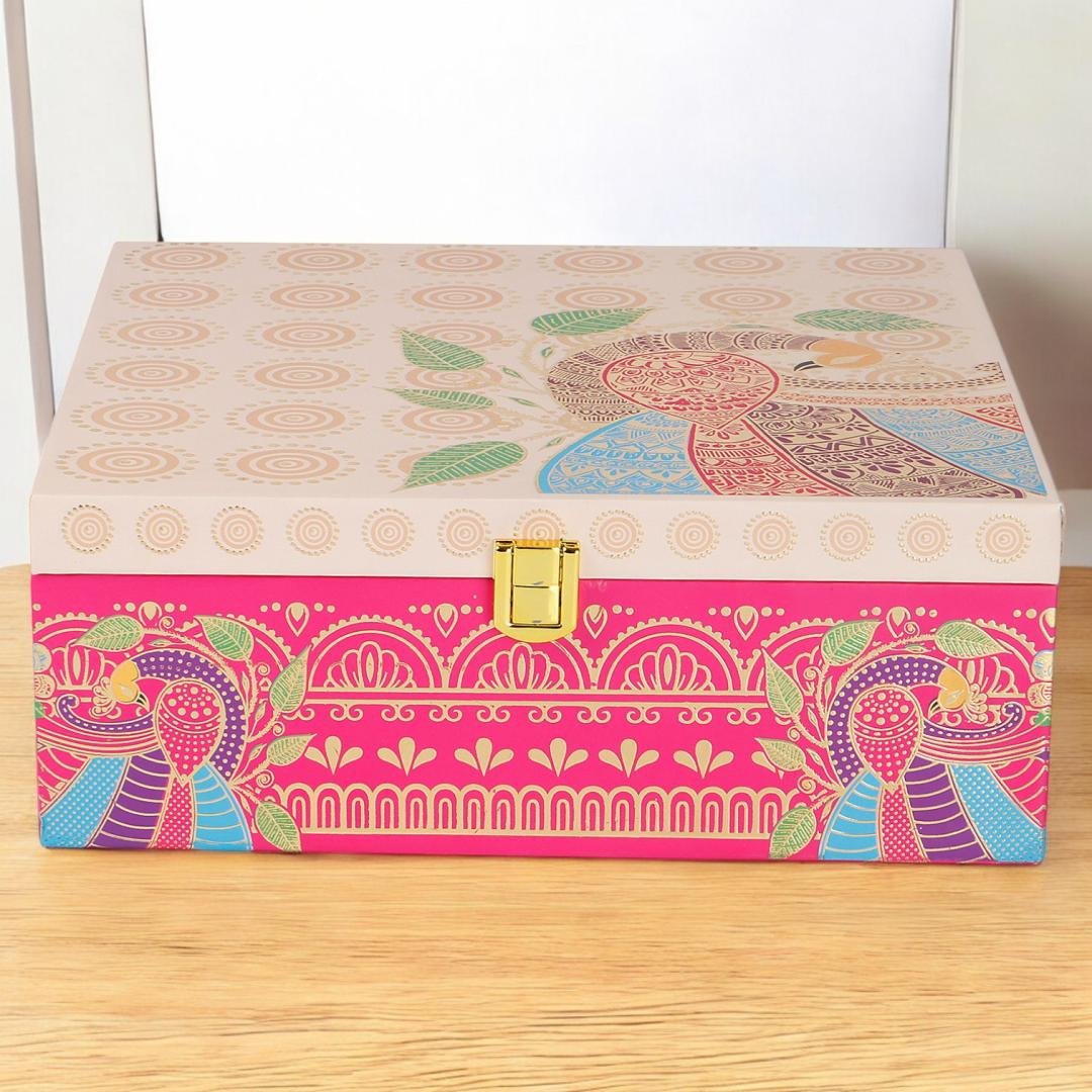 Golden Feast – Premium Wooden Dry Fruit Gift Box (2 Jars + 8 Compartments)