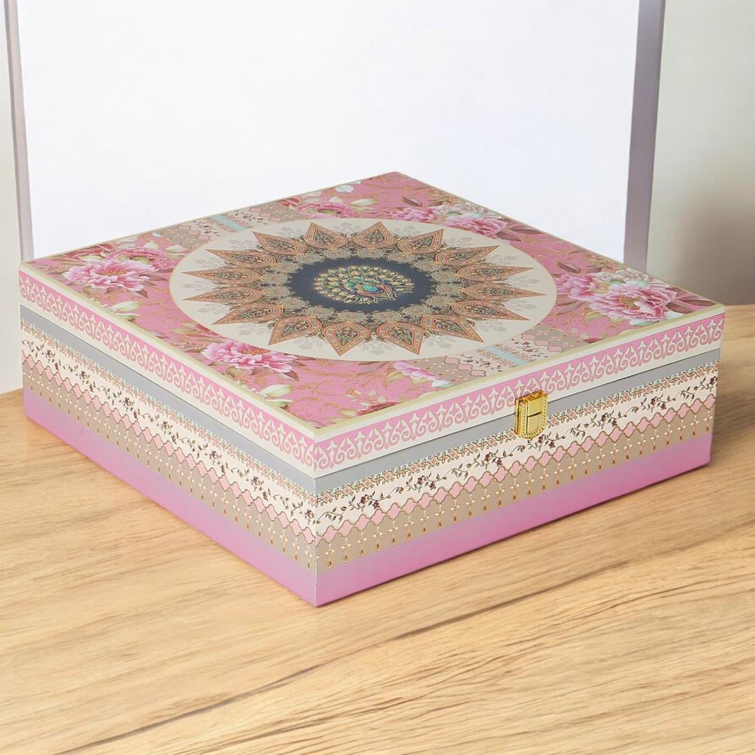 Royal Indulgence – 4 Jar & 9 Cavity Premium Dry Fruit & Bites Box